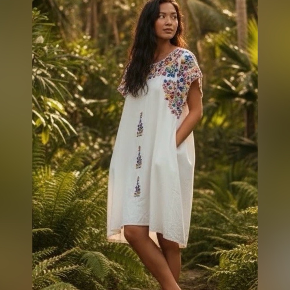 Boho Ethic Women's Embroidery Rayon Dress Lined with pockets Size M